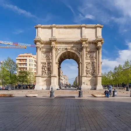 Le Castellane Coeur Centre *