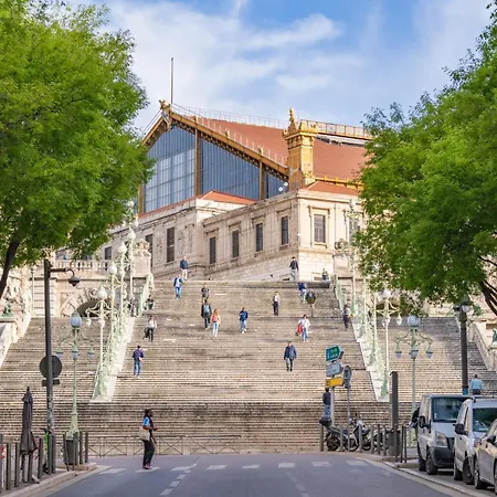 Le Castellane Coeur Centre Marseille